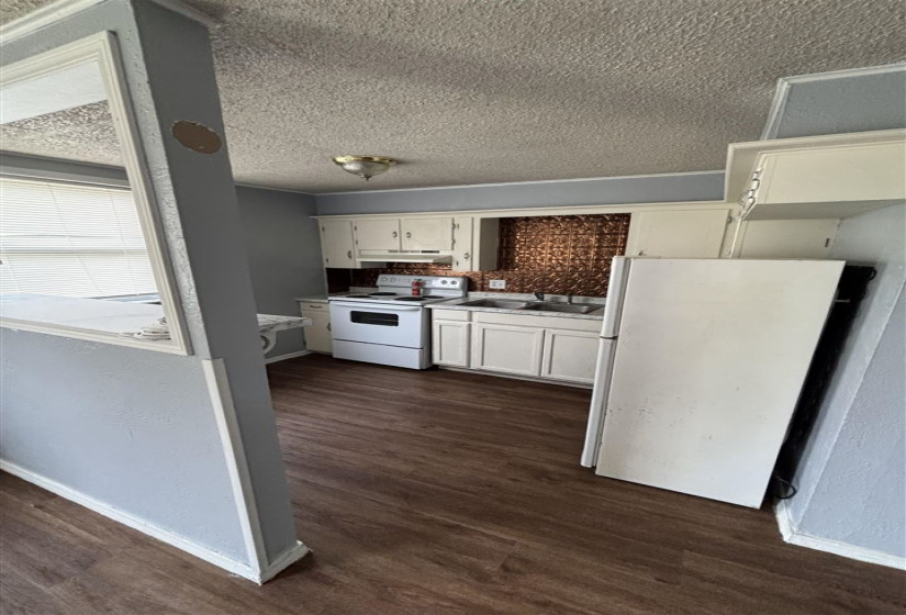 0 , 0 ,3 BathroomsBathrooms,Multi-family,Duplex,Allen,1,132825