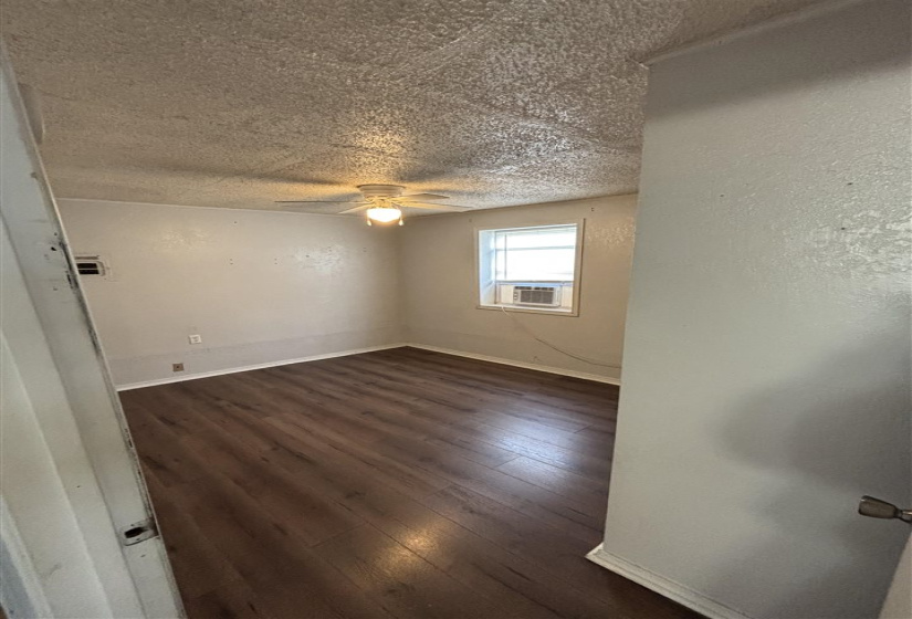 0 , 0 ,3 BathroomsBathrooms,Multi-family,Duplex,Allen,1,132825