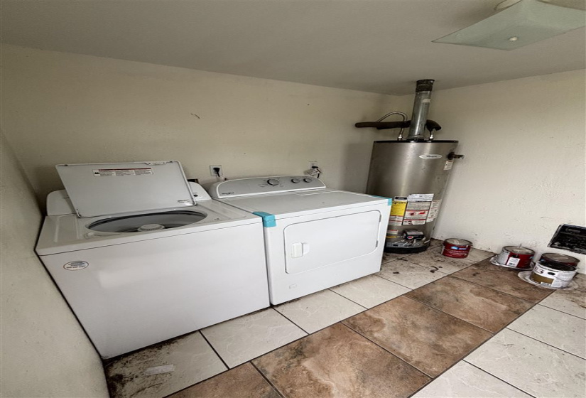 0 , 0 ,3 BathroomsBathrooms,Multi-family,Duplex,Allen,1,132825