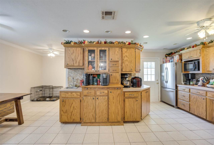 3 Bedrooms Bedrooms, 0 ,3 BathroomsBathrooms,Residential,Single Family,Lincoln,1,130572