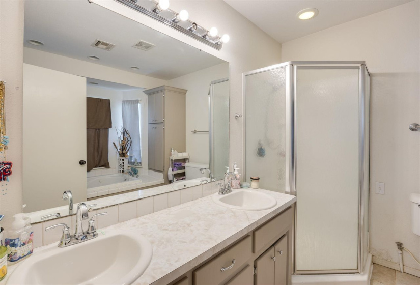 3 Bedrooms Bedrooms, 0 ,3 BathroomsBathrooms,Residential,Single Family,Lincoln,1,130572