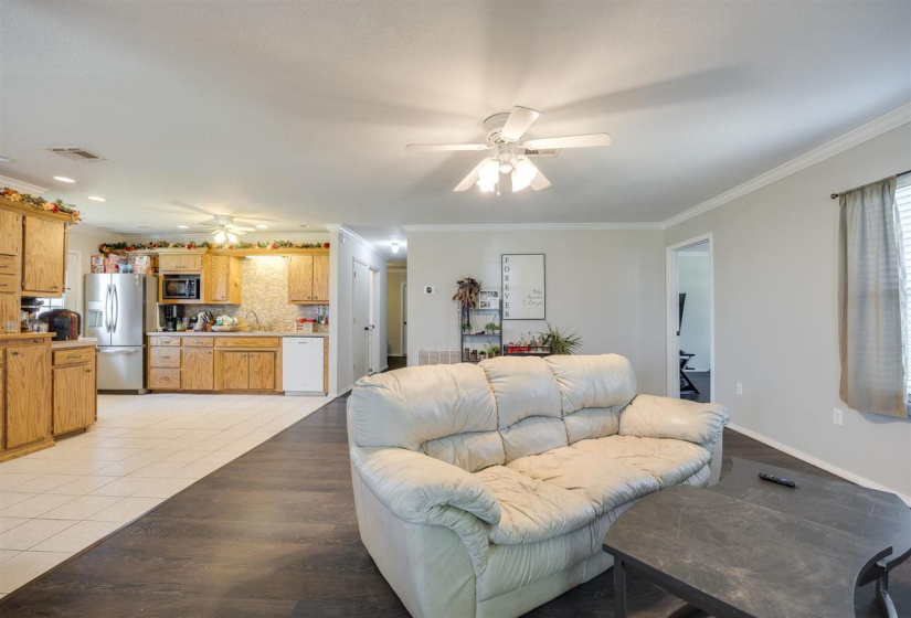 3 Bedrooms Bedrooms, 0 ,3 BathroomsBathrooms,Residential,Single Family,Lincoln,1,130572