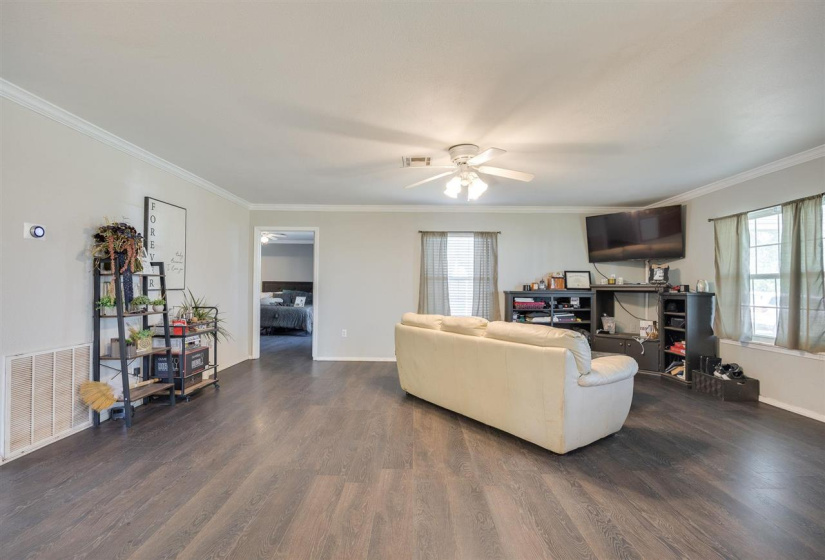 3 Bedrooms Bedrooms, 0 ,3 BathroomsBathrooms,Residential,Single Family,Lincoln,1,130572