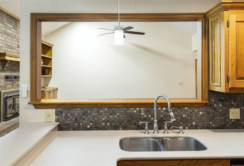 4 Bedrooms Bedrooms, 0 ,4 BathroomsBathrooms,Residential,Single Family,Tee,1.5,132821