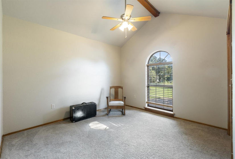 4 Bedrooms Bedrooms, 0 ,4 BathroomsBathrooms,Residential,Single Family,Tee,1.5,132821