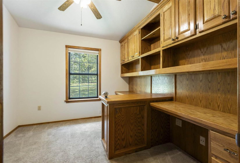 4 Bedrooms Bedrooms, 0 ,4 BathroomsBathrooms,Residential,Single Family,Tee,1.5,132821