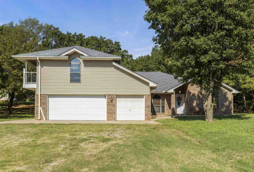 4 Bedrooms Bedrooms, 0 ,4 BathroomsBathrooms,Residential,Single Family,Tee,1.5,132821