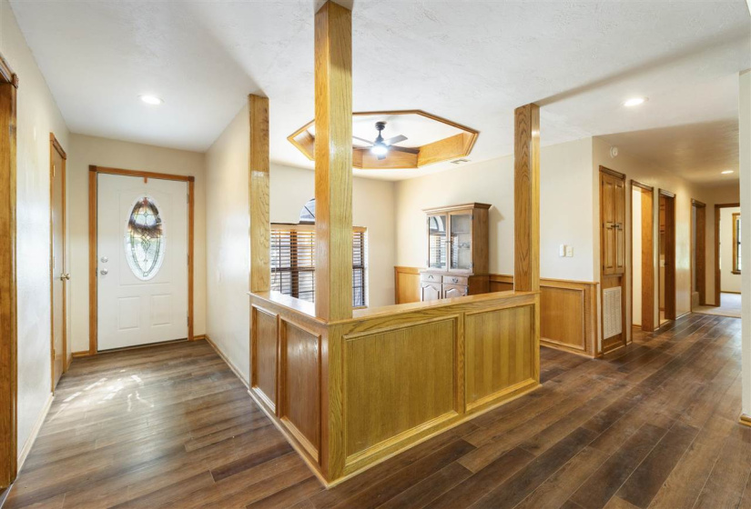 4 Bedrooms Bedrooms, 0 ,4 BathroomsBathrooms,Residential,Single Family,Tee,1.5,132821