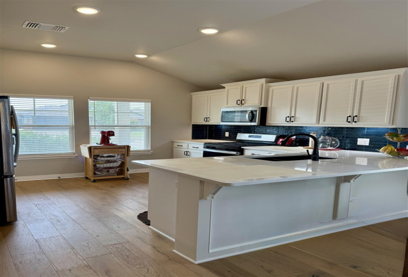 3 Bedrooms Bedrooms, 0 ,2 BathroomsBathrooms,Residential,Single Family,Aggie,1,132822