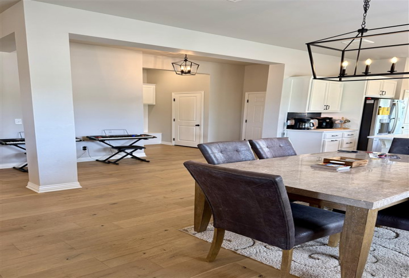 3 Bedrooms Bedrooms, 0 ,2 BathroomsBathrooms,Residential,Single Family,Aggie,1,132822
