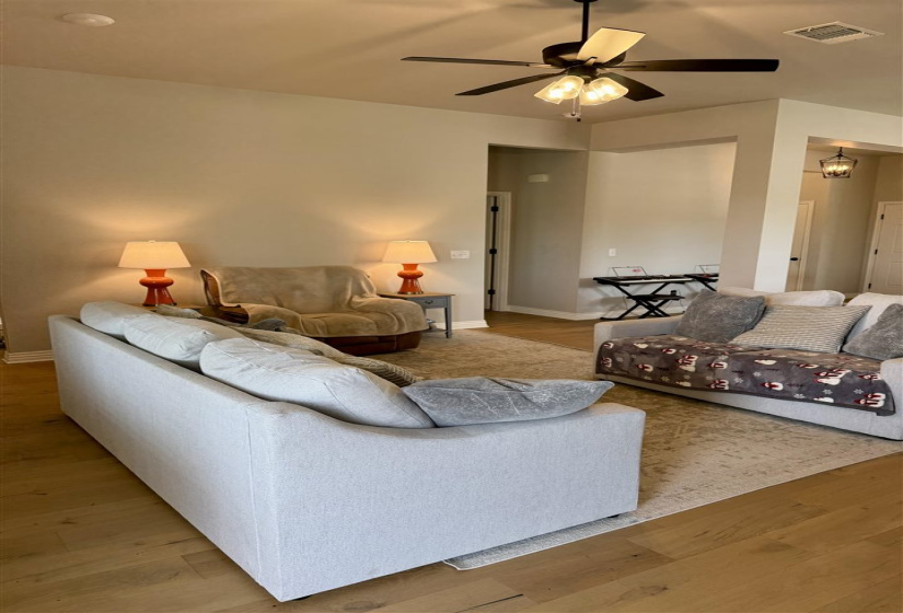 3 Bedrooms Bedrooms, 0 ,2 BathroomsBathrooms,Residential,Single Family,Aggie,1,132822