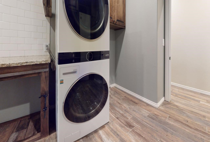5 Bedrooms Bedrooms, 0 ,3 BathroomsBathrooms,Residential,Single Family,Seadog,2,132824