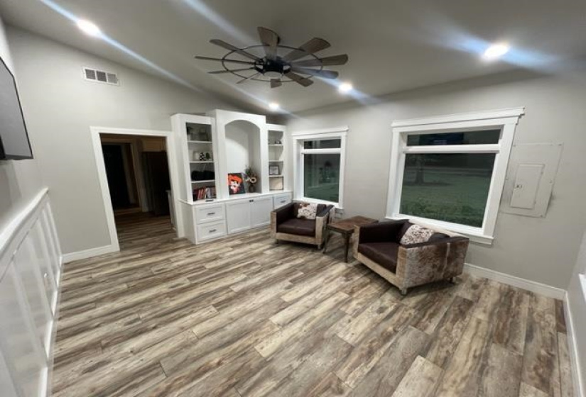 5 Bedrooms Bedrooms, 0 ,3 BathroomsBathrooms,Residential,Single Family,Seadog,2,132824