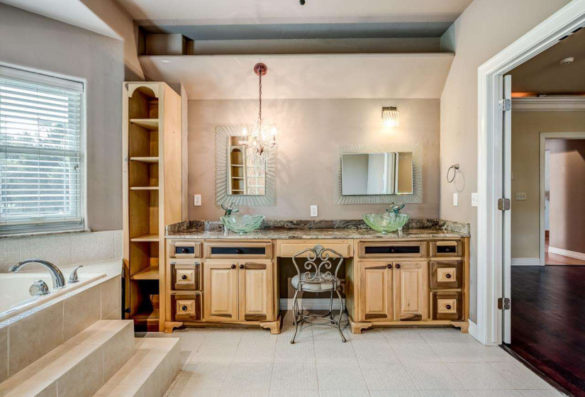 4 Bedrooms Bedrooms, 0 ,2 BathroomsBathrooms,Residential,Single Family,Jessica,1.5,132276
