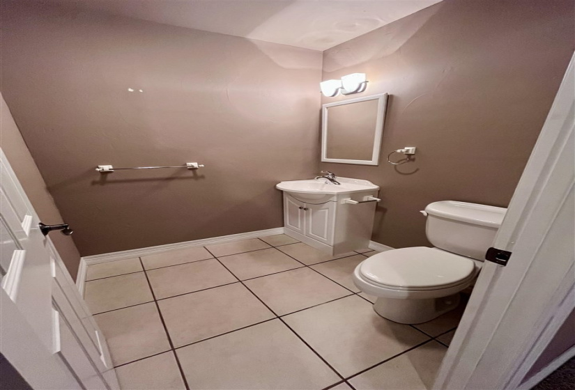 4 Bedrooms Bedrooms, 0 ,2 BathroomsBathrooms,Residential,Single Family,Jessica,1.5,132276