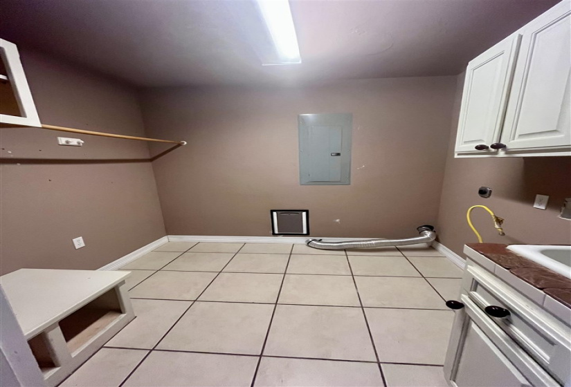 4 Bedrooms Bedrooms, 0 ,2 BathroomsBathrooms,Residential,Single Family,Jessica,1.5,132276