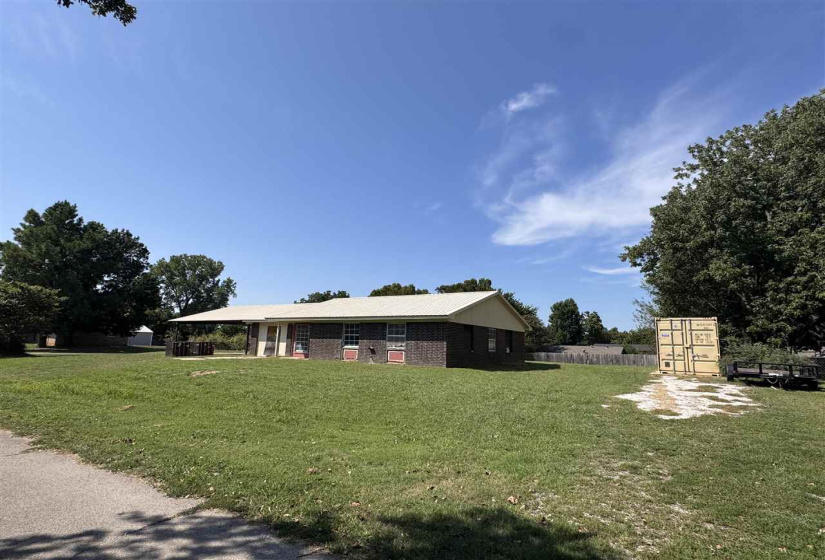 3 Bedrooms Bedrooms, 0 ,0,Residential,Single Family,3rd,1,132837