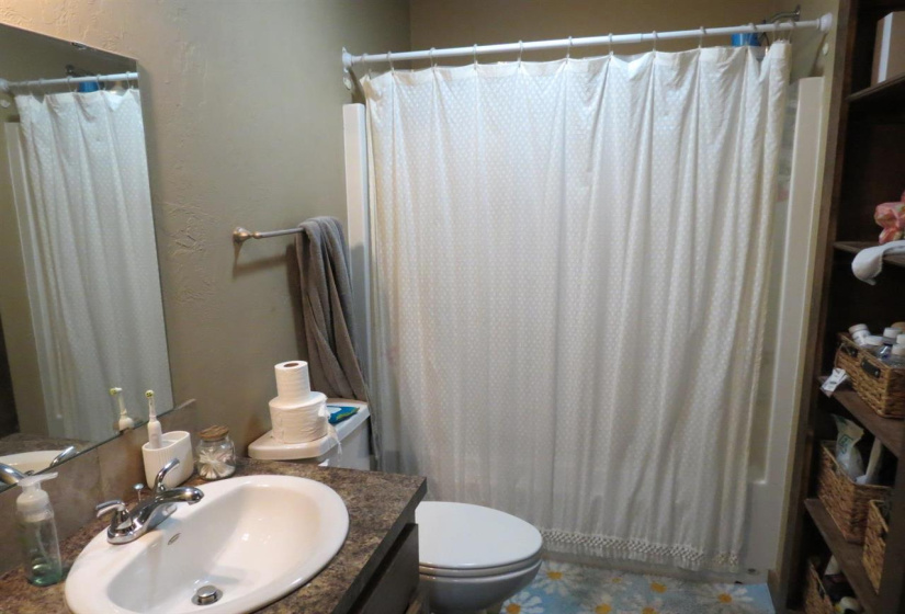 0 , 0 ,3 BathroomsBathrooms,Multi-family,Duplex,22nd,1,132839