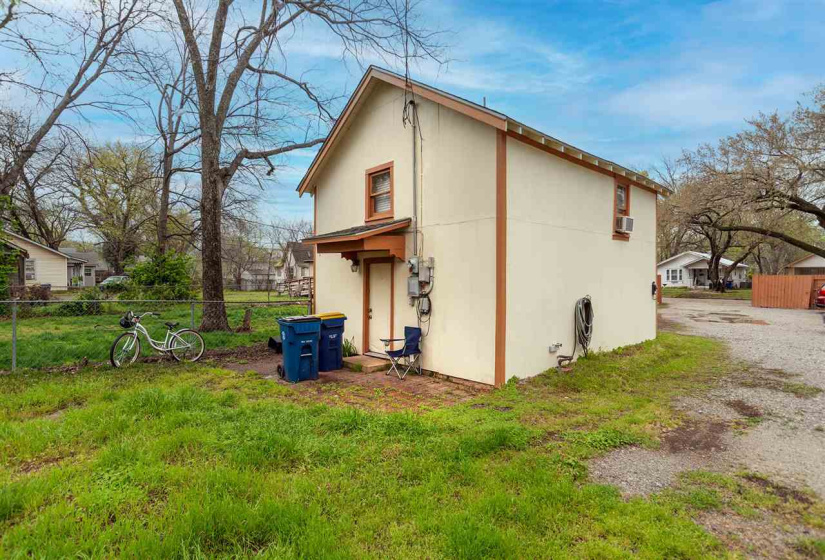 4 Bedrooms Bedrooms, 0 ,2 BathroomsBathrooms,Residential,Single Family,Lowry,1.5,132841