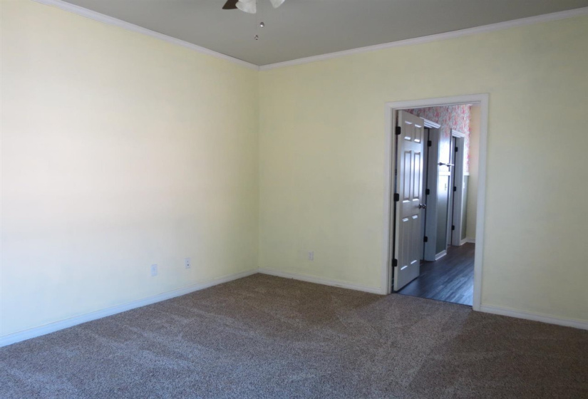 3 Bedrooms Bedrooms, 0 ,2 BathroomsBathrooms,Residential,Single Family,13th,1,132844