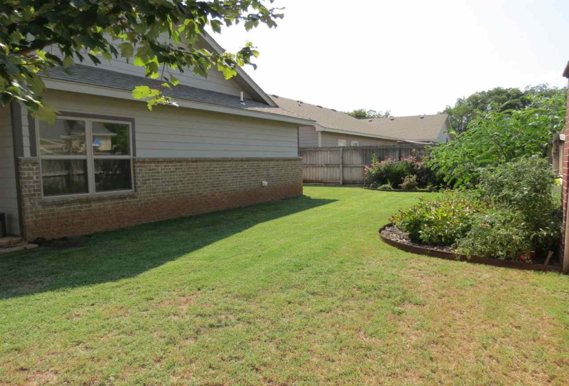 3 Bedrooms Bedrooms, 0 ,2 BathroomsBathrooms,Residential,Single Family,13th,1,132844
