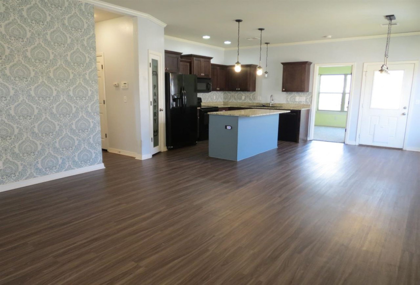3 Bedrooms Bedrooms, 0 ,2 BathroomsBathrooms,Residential,Single Family,13th,1,132844