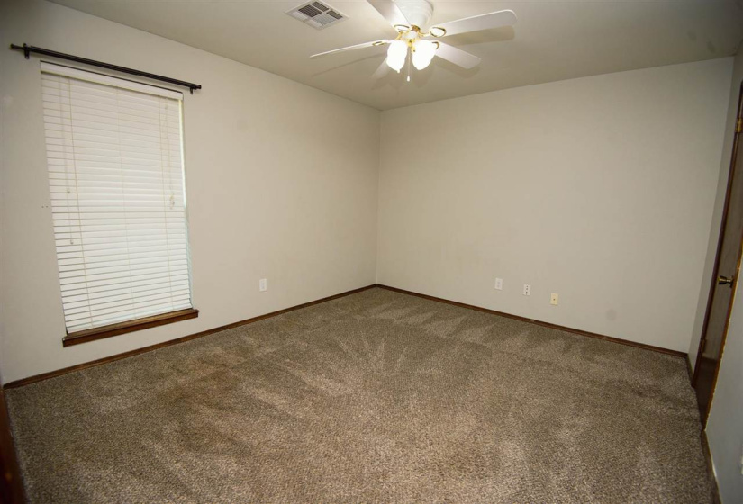2 Bedrooms Bedrooms, 0 ,1 BathroomBathrooms,Residential,Single Family,Park,1,132663