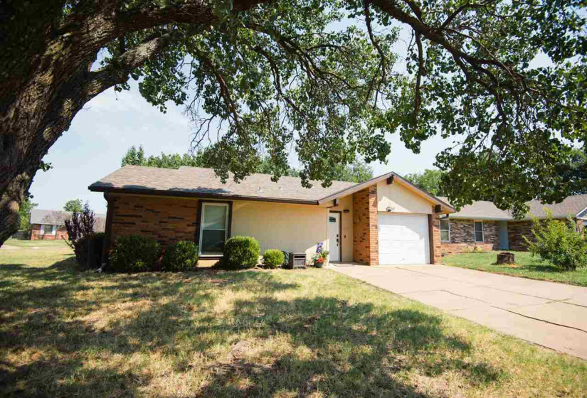 2 Bedrooms Bedrooms, 0 ,1 BathroomBathrooms,Residential,Single Family,Park,1,132663