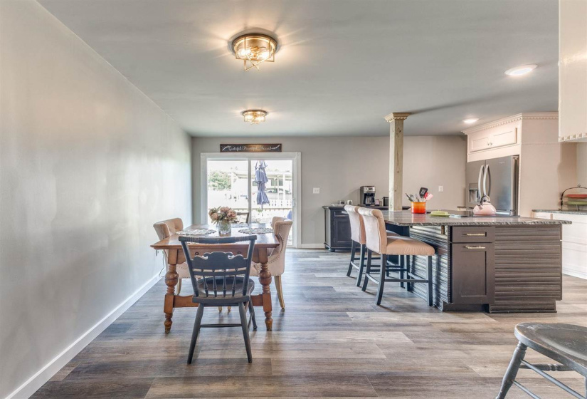4 Bedrooms Bedrooms, 0 ,2 BathroomsBathrooms,Residential,Single Family,Eseco,1,132856