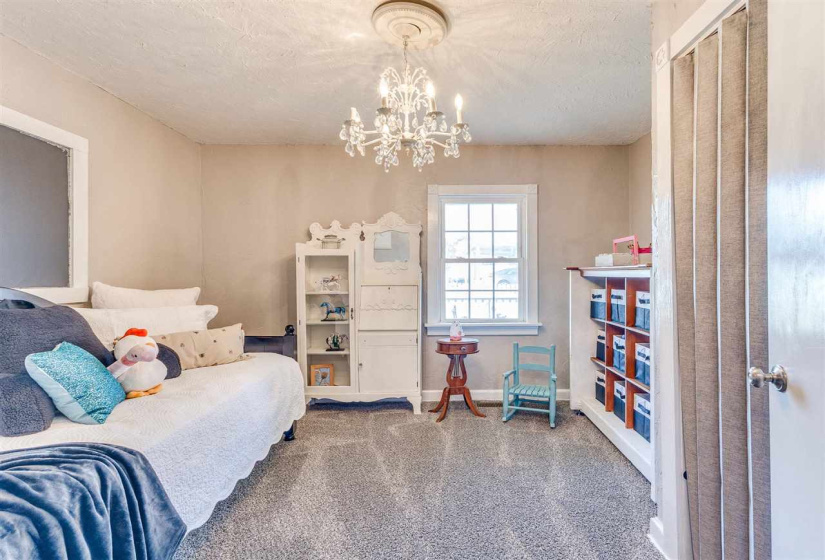 4 Bedrooms Bedrooms, 0 ,2 BathroomsBathrooms,Residential,Single Family,Eseco,1,132856