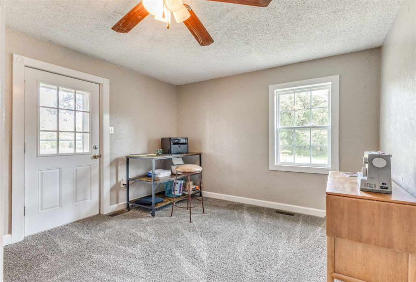 4 Bedrooms Bedrooms, 0 ,2 BathroomsBathrooms,Residential,Single Family,Eseco,1,132856