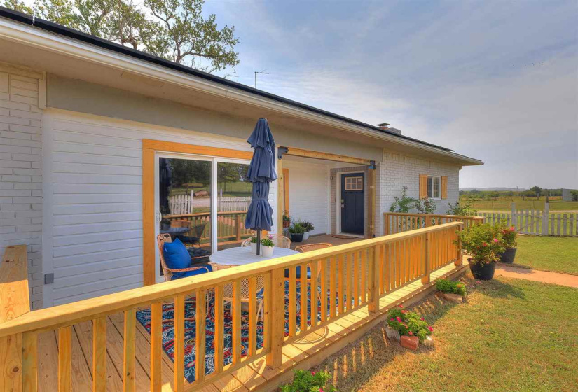 4 Bedrooms Bedrooms, 0 ,2 BathroomsBathrooms,Residential,Single Family,Eseco,1,132856