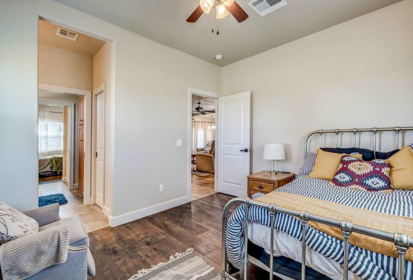 3 Bedrooms Bedrooms, 0 ,2 BathroomsBathrooms,Residential,Single Family,Westpoint,1.5,132857