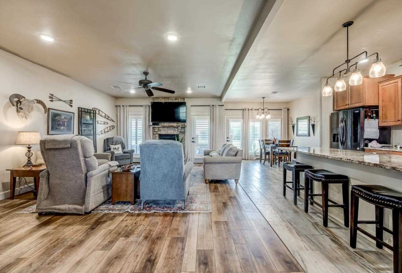 3 Bedrooms Bedrooms, 0 ,2 BathroomsBathrooms,Residential,Single Family,Westpoint,1.5,132857