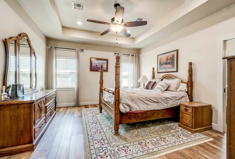3 Bedrooms Bedrooms, 0 ,2 BathroomsBathrooms,Residential,Single Family,Westpoint,1.5,132857