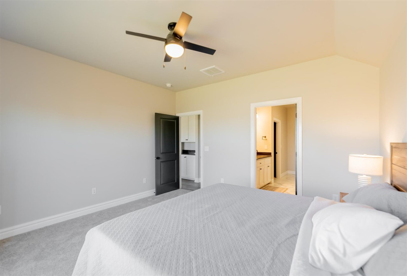 3 Bedrooms Bedrooms, 0 ,2 BathroomsBathrooms,Residential,Single Family,Grandview,1,132858