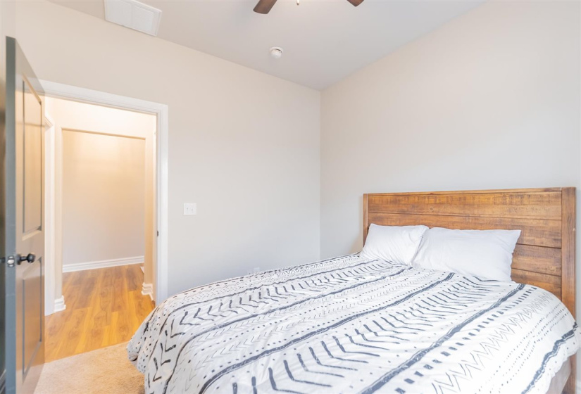 3 Bedrooms Bedrooms, 0 ,2 BathroomsBathrooms,Residential,Single Family,Grandview,1,132858