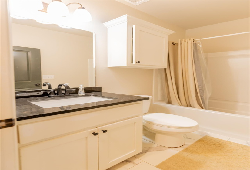 3 Bedrooms Bedrooms, 0 ,2 BathroomsBathrooms,Residential,Single Family,Grandview,1,132858