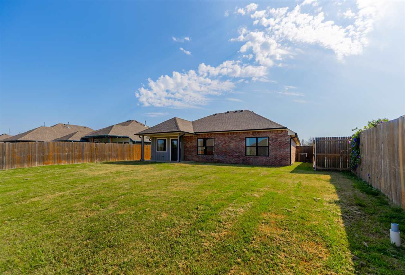 3 Bedrooms Bedrooms, 0 ,2 BathroomsBathrooms,Residential,Single Family,Grandview,1,132858