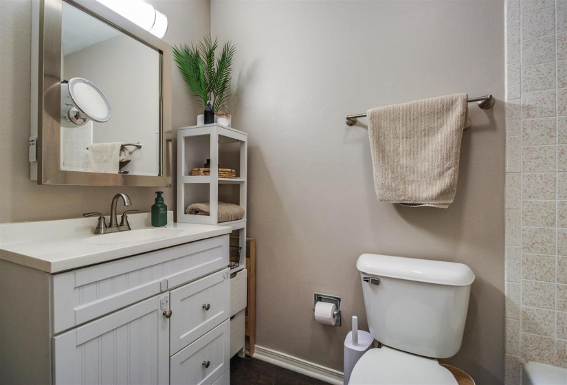 3 Bedrooms Bedrooms, 0 ,2 BathroomsBathrooms,Residential,Single Family,Skyline,1,132859