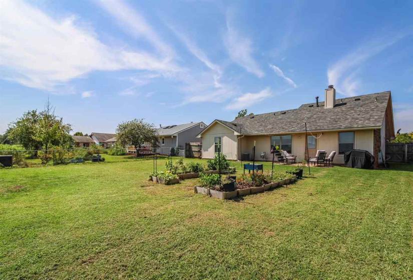 3 Bedrooms Bedrooms, 0 ,2 BathroomsBathrooms,Residential,Single Family,Skyline,1,132859