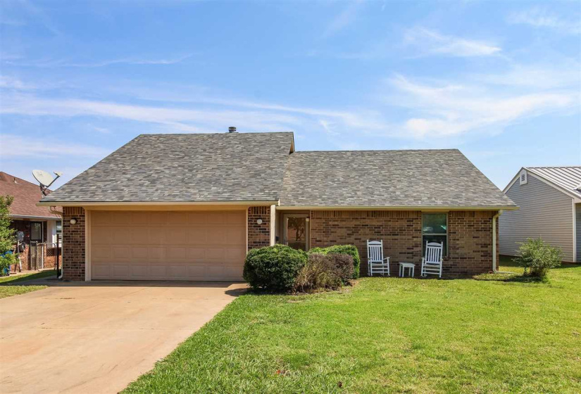 3 Bedrooms Bedrooms, 0 ,2 BathroomsBathrooms,Residential,Single Family,Skyline,1,132859