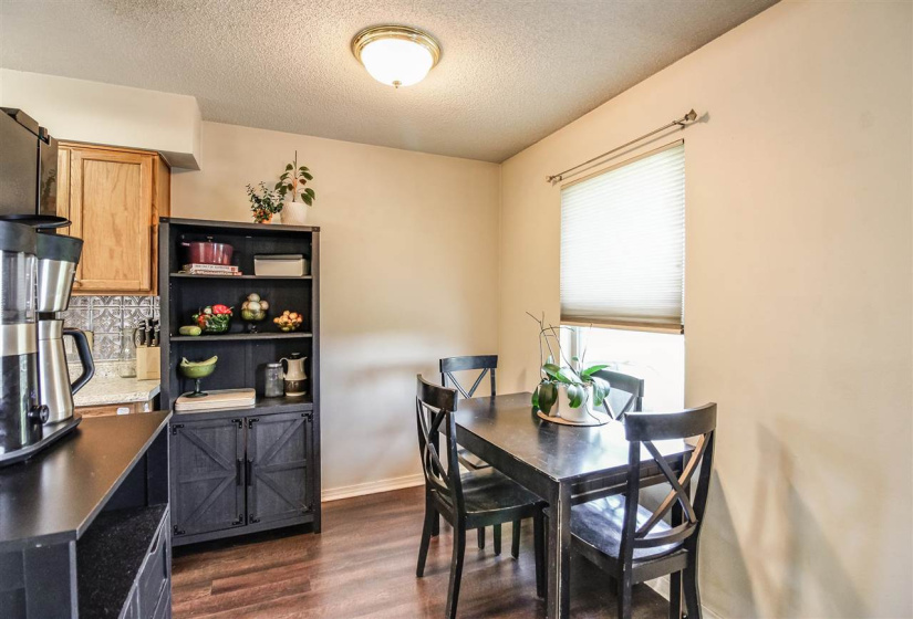 3 Bedrooms Bedrooms, 0 ,2 BathroomsBathrooms,Residential,Single Family,Skyline,1,132859