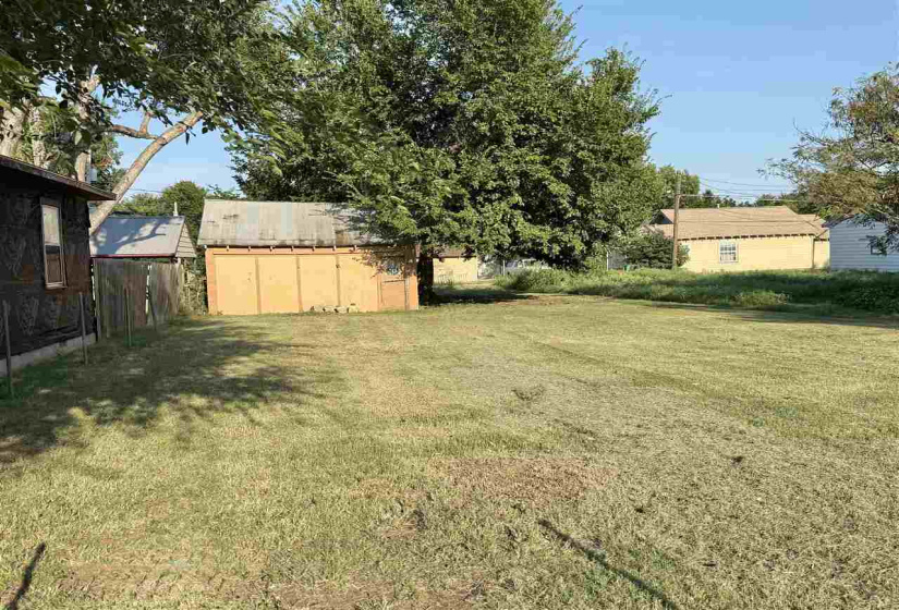 0 , 0 ,0,Lots/land,Platted,6th,0,132871