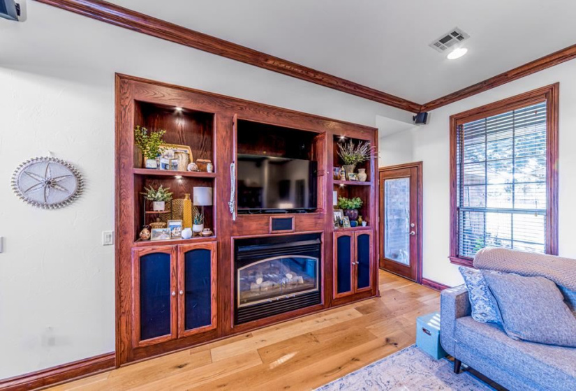 4 Bedrooms Bedrooms, 0 ,3 BathroomsBathrooms,Residential,Single Family,Pecan Lake,1.5,132867