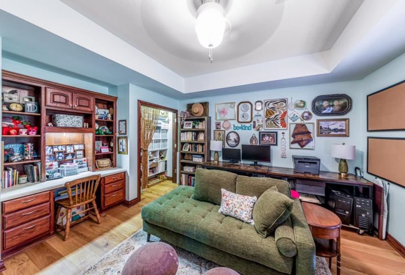 4 Bedrooms Bedrooms, 0 ,3 BathroomsBathrooms,Residential,Single Family,Pecan Lake,1.5,132867