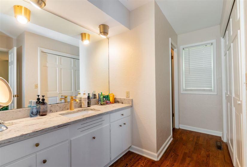 3 Bedrooms Bedrooms, 0 ,2 BathroomsBathrooms,Residential,Single Family,Graham,1,132880