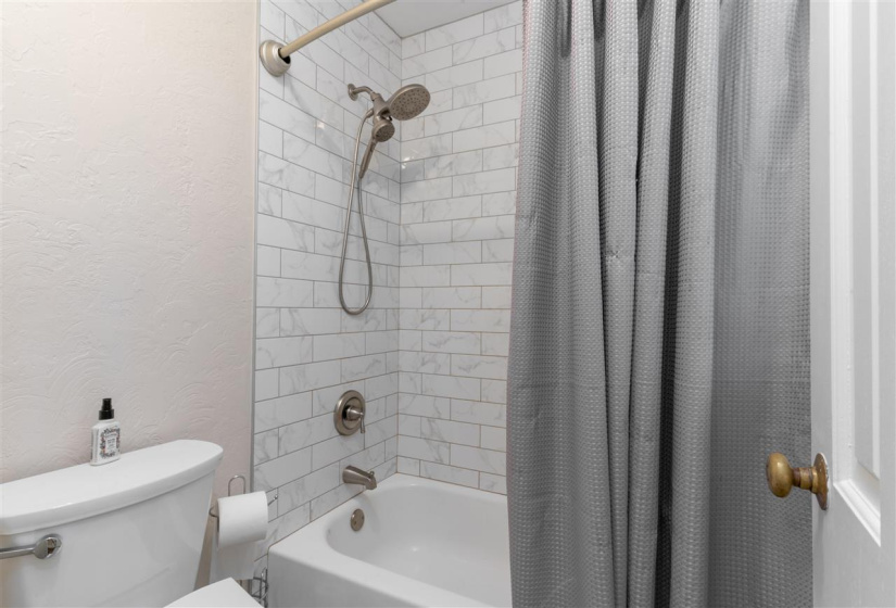 3 Bedrooms Bedrooms, 0 ,2 BathroomsBathrooms,Residential,Single Family,Graham,1,132880