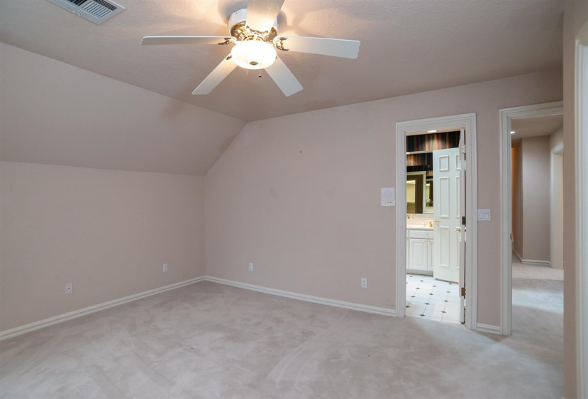 5 Bedrooms Bedrooms, 0 ,3 BathroomsBathrooms,Residential,Single Family,Woodlake,2,132882