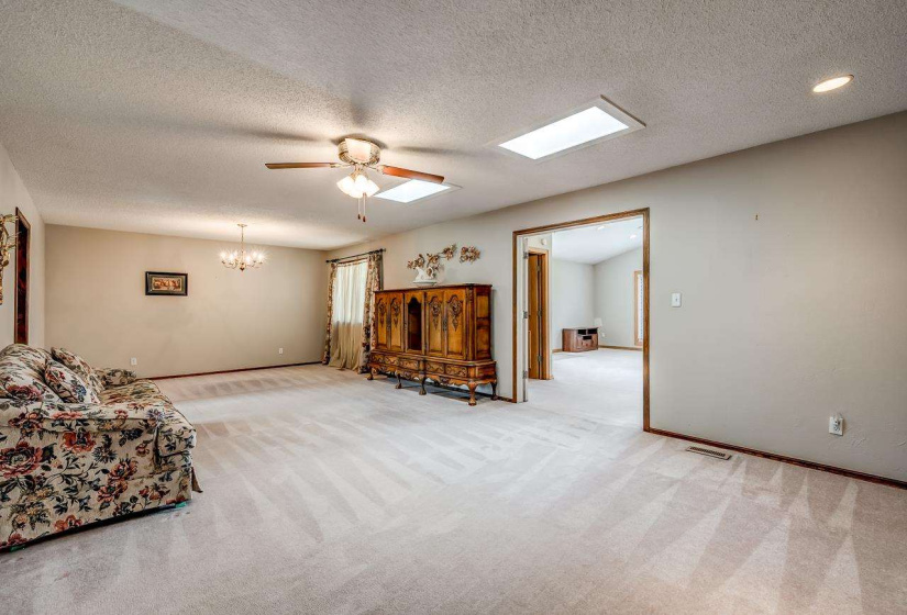 3 Bedrooms Bedrooms, 0 ,2 BathroomsBathrooms,Residential,Single Family,Quail Creek,1,132886